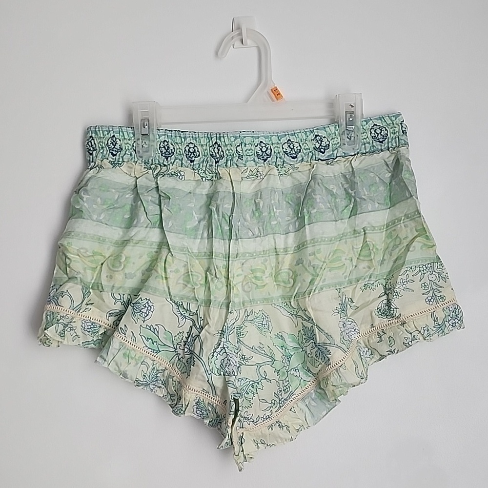 Z&L Europe Boho Print Ruffled Hem Tassel Shorts - Picture 5 of 8